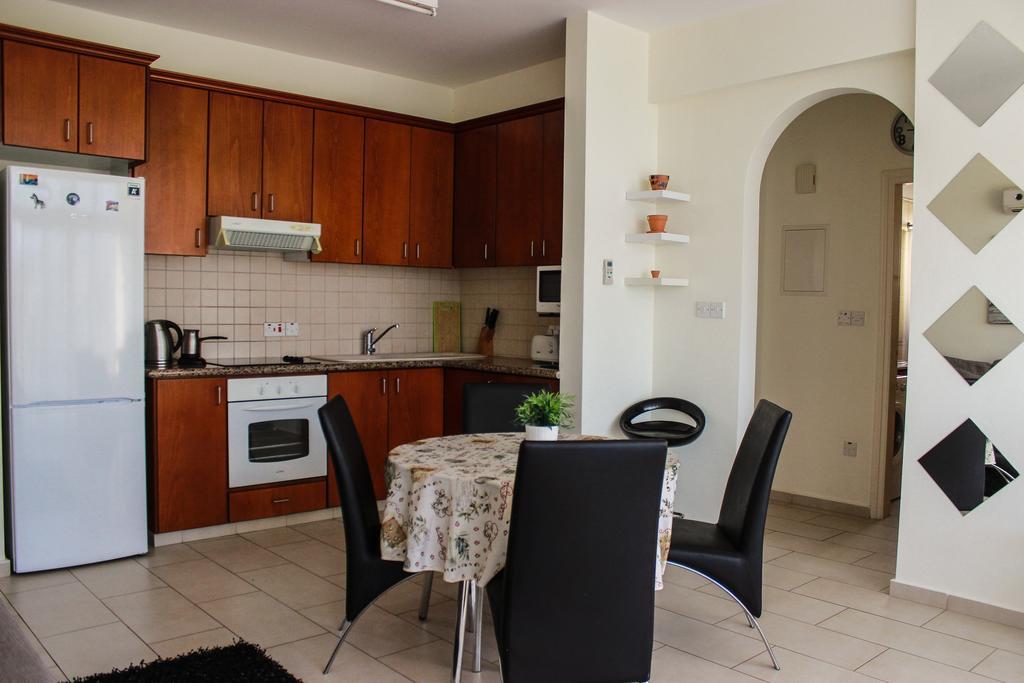 King'S Gardens Apartment Paphos 外观 照片