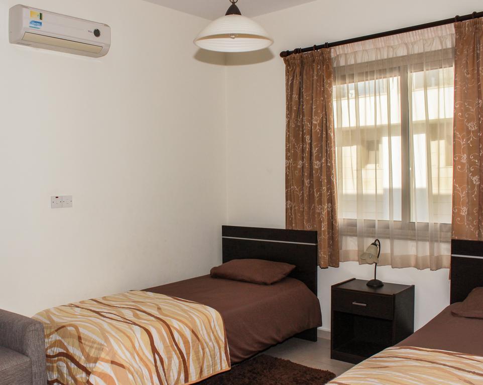 King'S Gardens Apartment Paphos 外观 照片