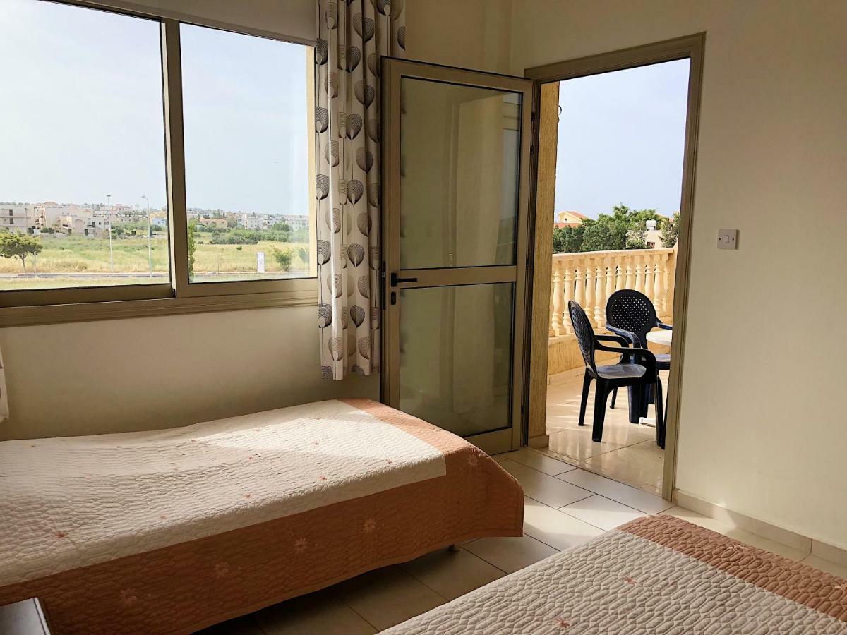 King'S Gardens Apartment Paphos 外观 照片